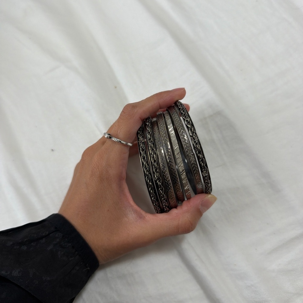 Stacked Silver-Tone Metal Bangle Bracelet Set